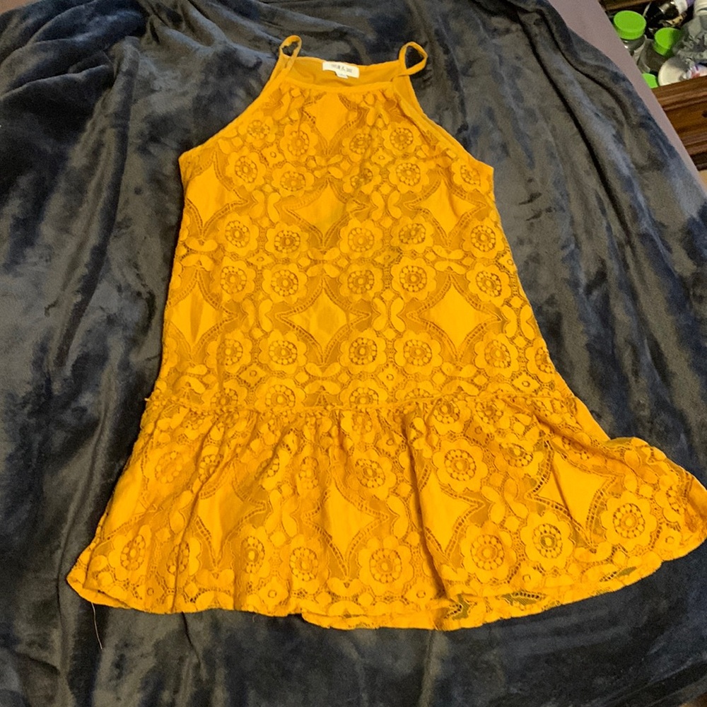 Taylor and Sage. Comfortable cute dress